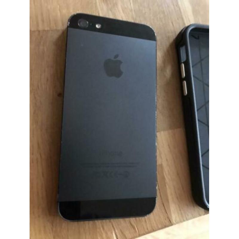 iPhone 5 16 GB met abonnement erop vanwege omstandigheden