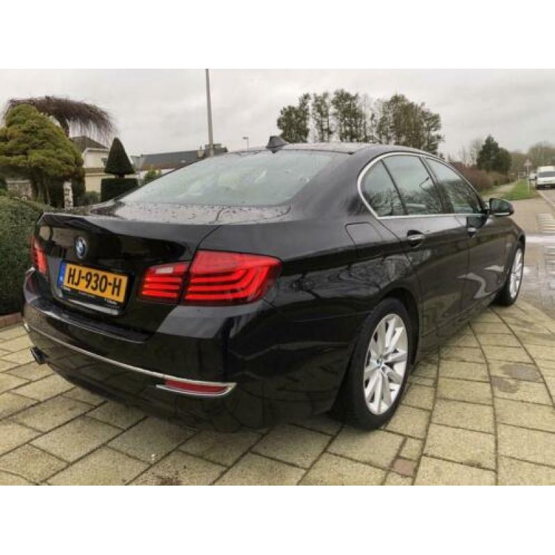 BMW 5 Serie 520d Luxury Edition (bj 2015, automaat)