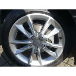 Audi A3 Sportback 1.0 TFSI AUTOMAAT/XENON/NAVI/ € 15.950,00