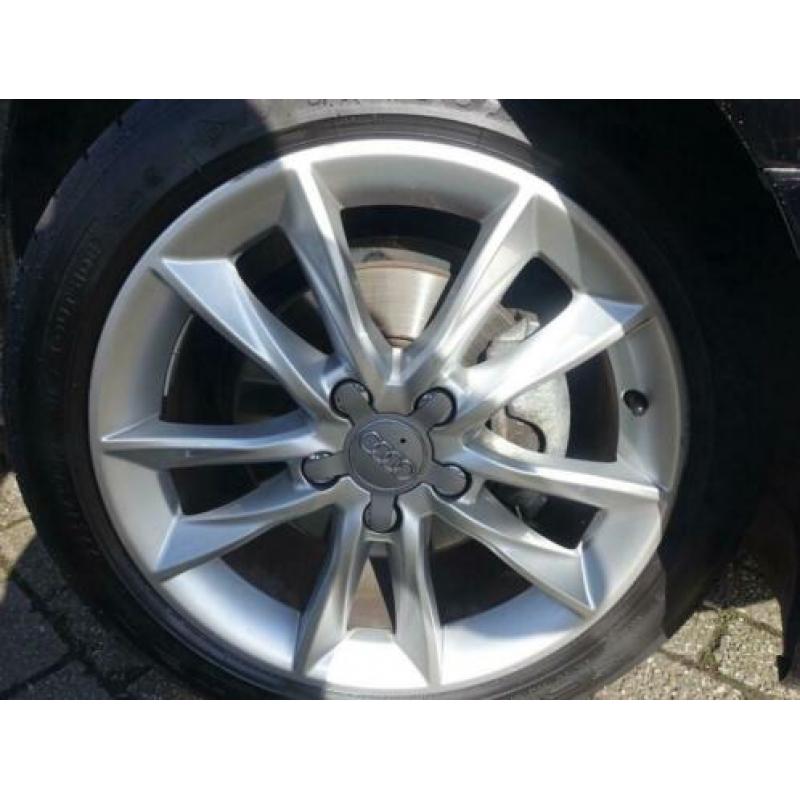 Audi A3 Sportback 1.0 TFSI AUTOMAAT/XENON/NAVI/ € 15.950,00