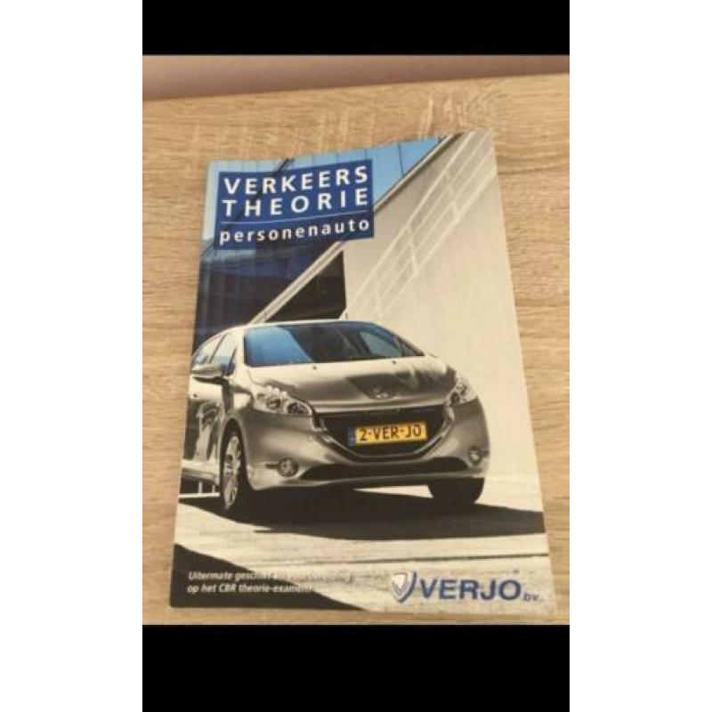 Verkeers theorieboeken
