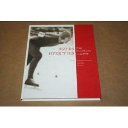 Boek - Iezers over 't ies - 75 jaar Gewest Drenthe KNSB !!