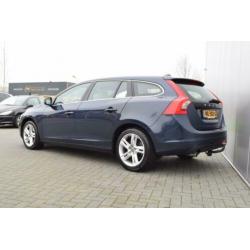 Volvo V60 1.6 D2 Summum Navi Leer/stoelverwaming Ecc Cruise