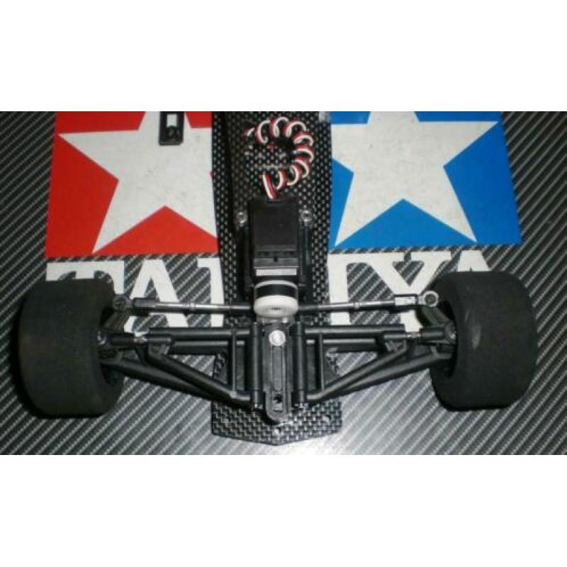 Tamiya F103GT chassis met alle mogelijke Optie onderdelen