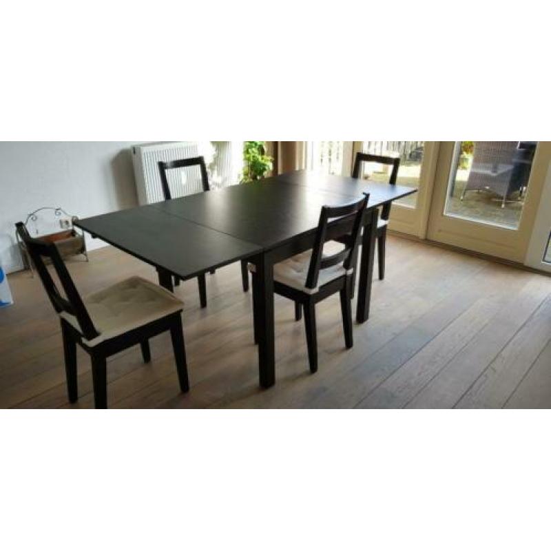 IKEA Bjursta tafel met 4 stoelen