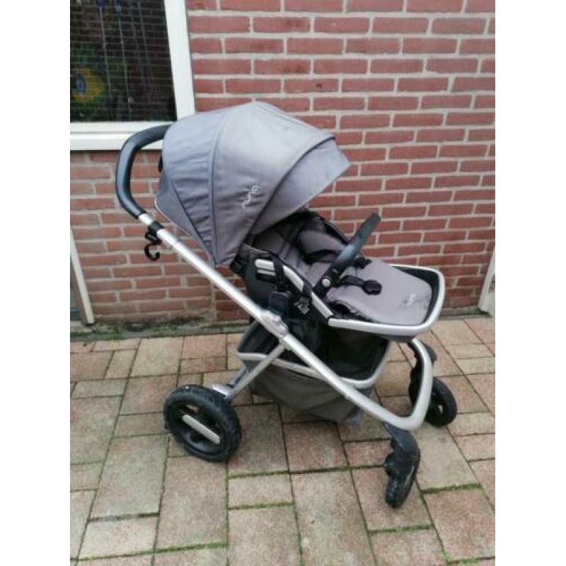 combinatie kinderwagen. Nuna Ive