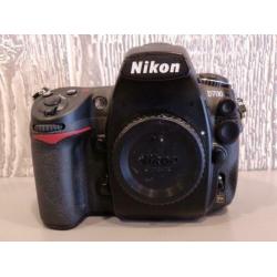 Nikon D700 body