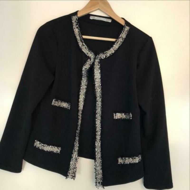 Nieuw! Kledingpakket maat M merk studio Mo