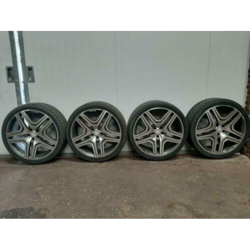 Mercedes AMG breedset velgen + band.