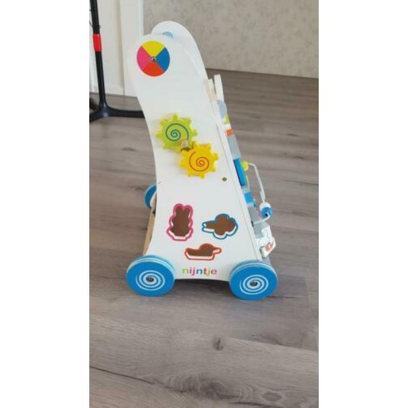Nijntje loopwagen