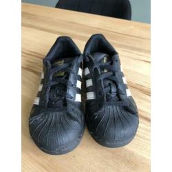 Adidas Superstar zwart maat 29