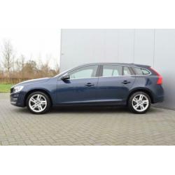 Volvo V60 1.6 D2 Summum Navi Leer/stoelverwaming Ecc Cruise