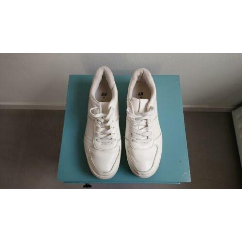 Witte gympen H&M Mt 40 weinig gedragen