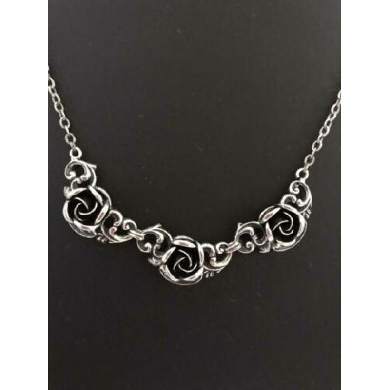 Zilveren TEKA ROOSJES ketting