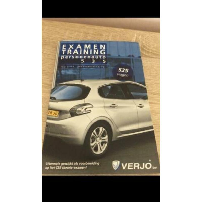 Verkeers theorieboeken