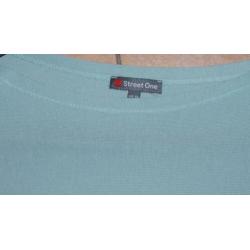 NIEUW! Dames dunne trui mt 42zacht groen viscose vlindermouw