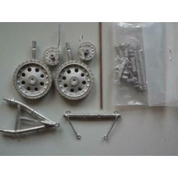 Hinchliffe ME/L/5 German WW II heavy gun limber 1/35 metal
