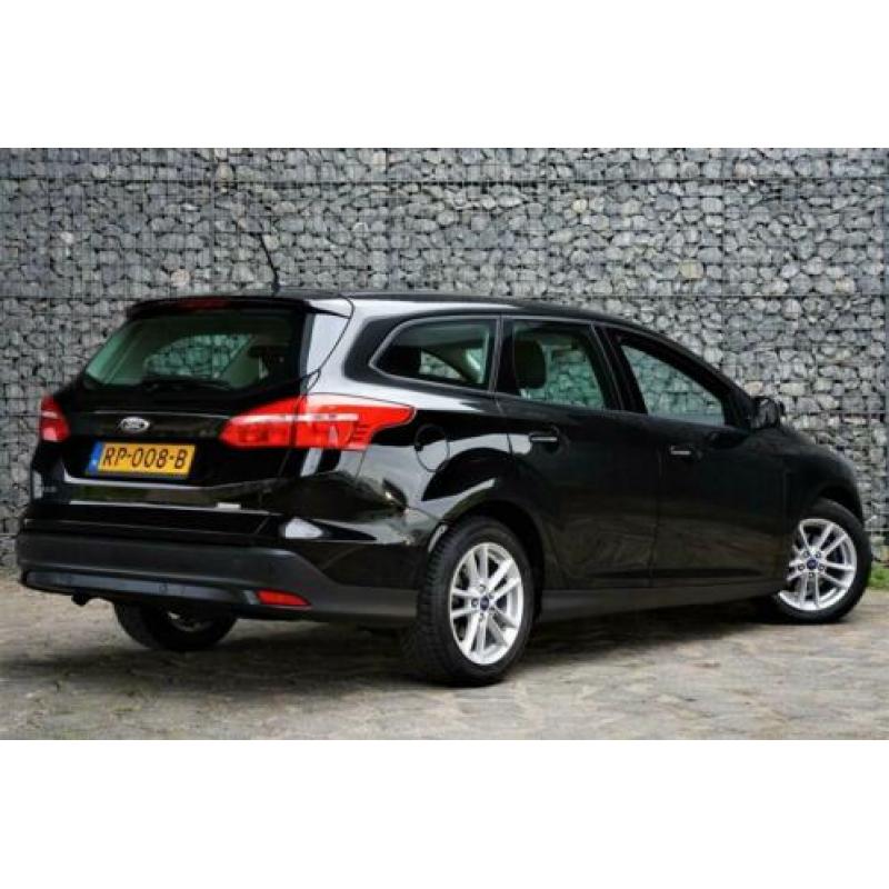 Ford Focus Wagon 1.0 | Geen import | Navigatie | Velgen