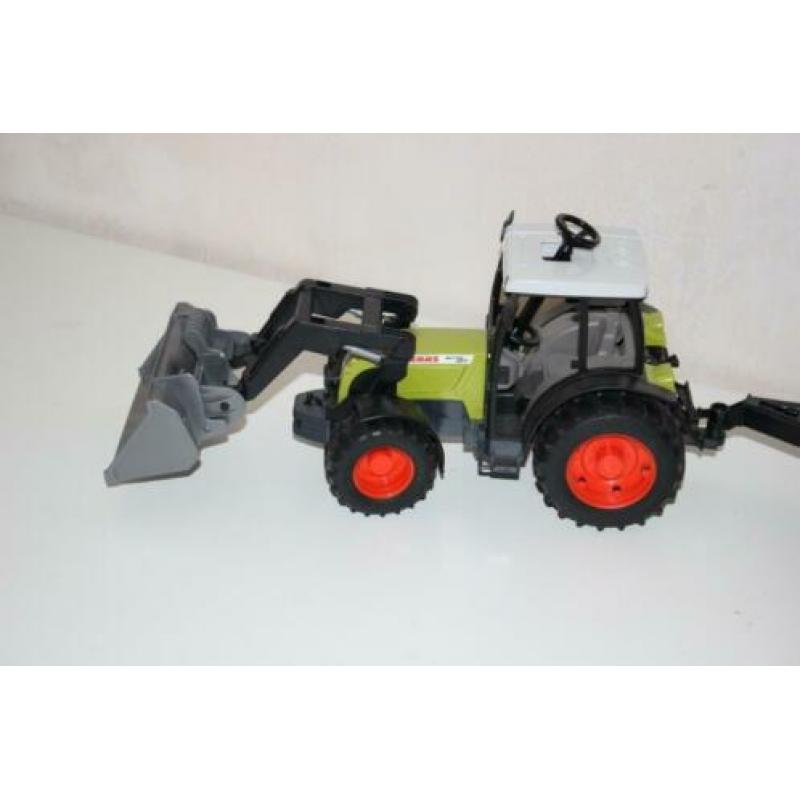 Bruder tractor Claas met kar