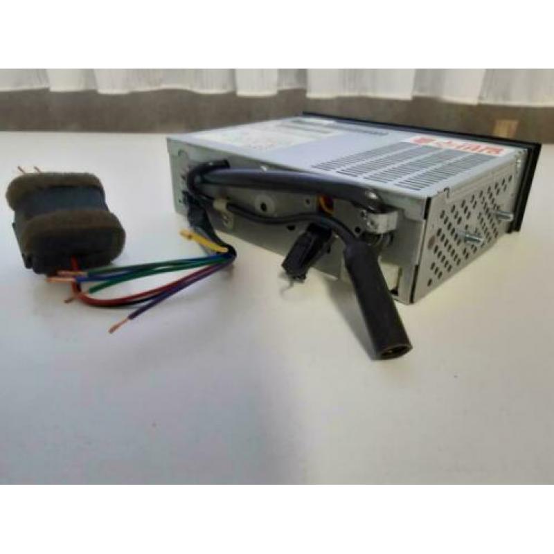 Auto cassette radio