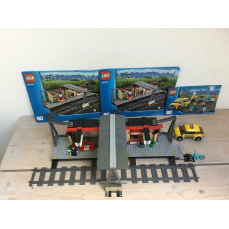 Lego City Treinstation set 60050 taxi, rails, trein
