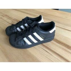 Adidas Superstar zwart maat 29