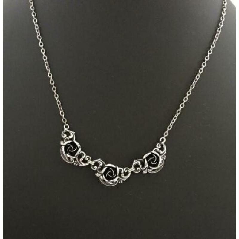 Zilveren TEKA ROOSJES ketting