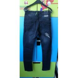 Broek van vingino maat 134 / 9