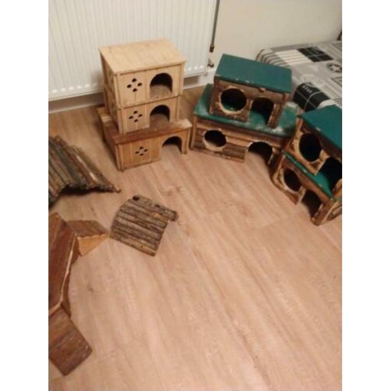 Diverse hokken voor knaagdieren cavia konijn hamster enz.