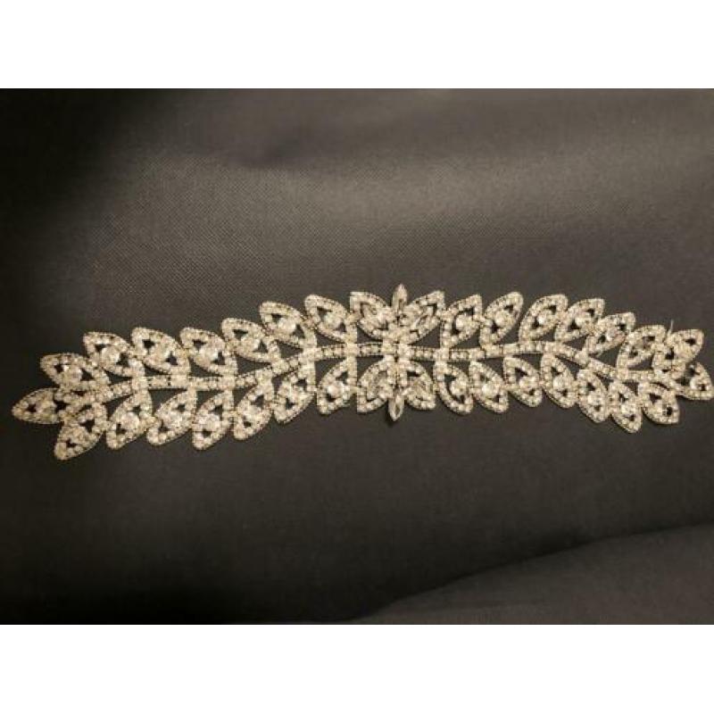 Diadeem . Nieuw