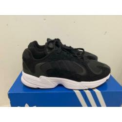 Te koop nieuwe Adidas Yung-1