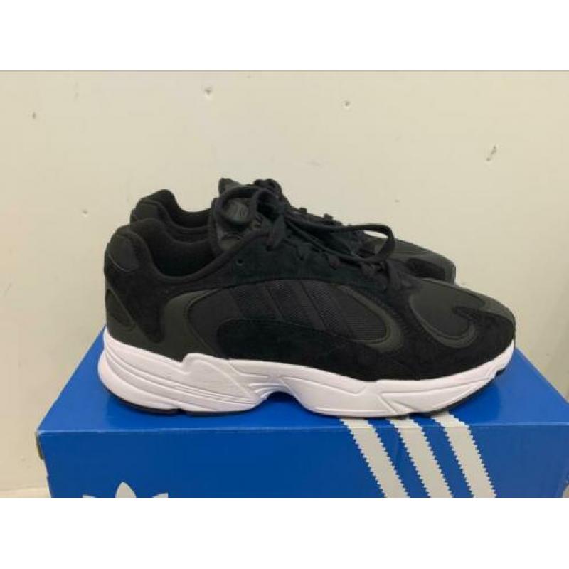 Te koop nieuwe Adidas Yung-1