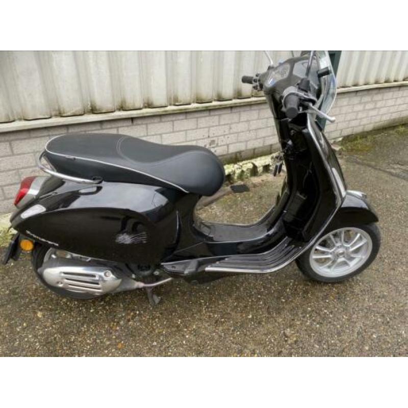 Vespa Primavera 4T SNOR bj. 09-2019 2700 km