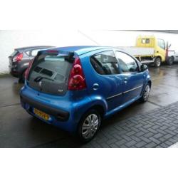 Peugeot 107 1.0-12V XS 5 Deurs AIRCO Elektrische ramen centr