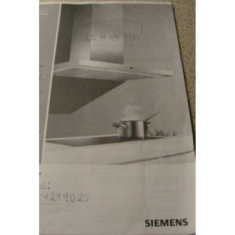 Als nieuwe RVS Siemens afzuigkap wandschouw