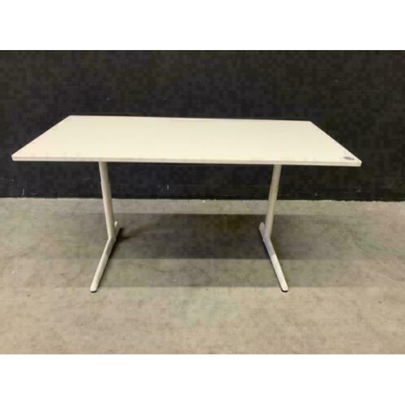 3x Ahrend 500 elektrisch verstelbaar bureau
