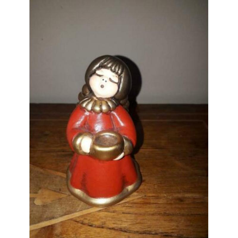 Bozner Thun engel rode jurk en gouden vleugels, 11 cm