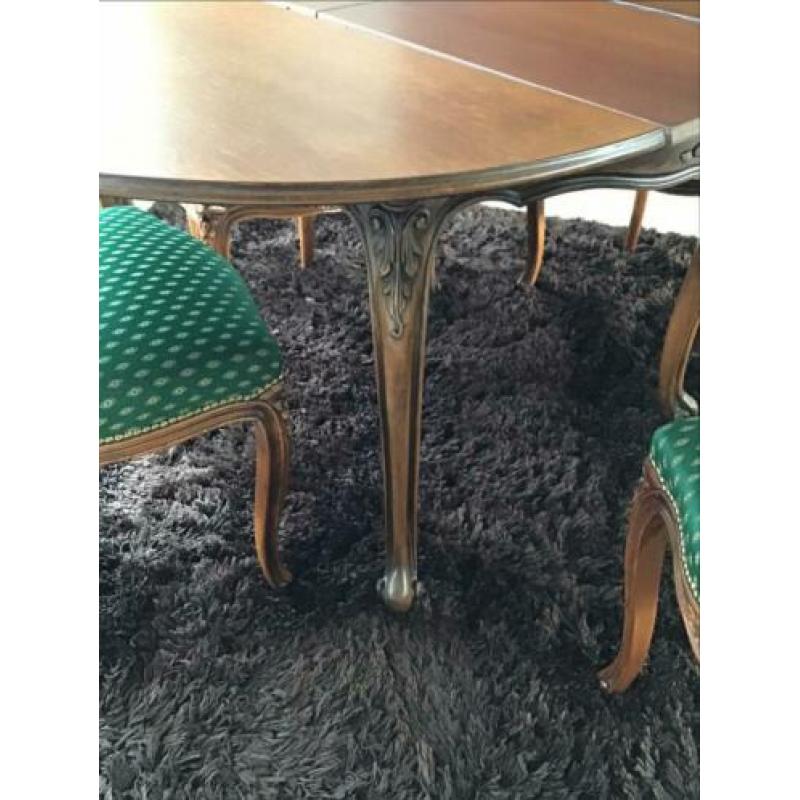 Eethoek, tafel met 4 stoelen