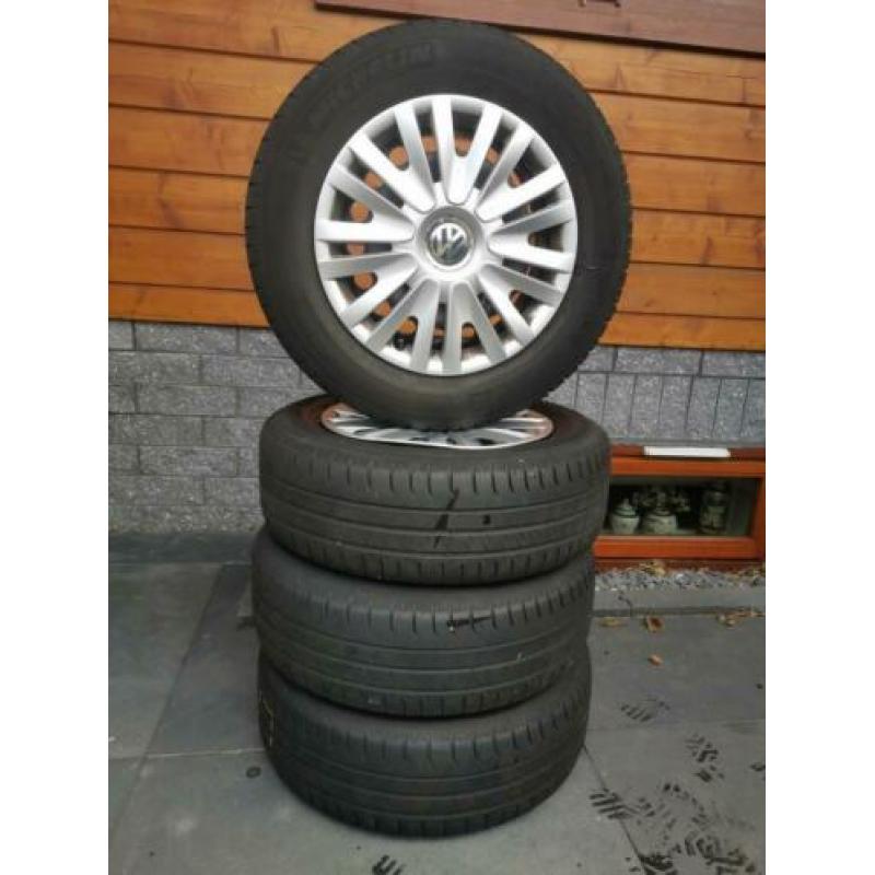 stalen velgen met banden zomerbanden VW Golf 195/65