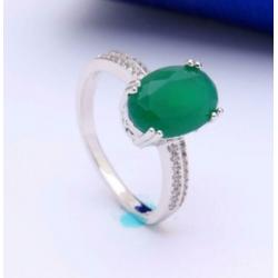 925 sterling zilveren ring met jade steen en witte zirkonen