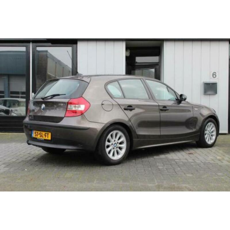 BMW 1-serie 118i Business Line Climate Control,PDC
