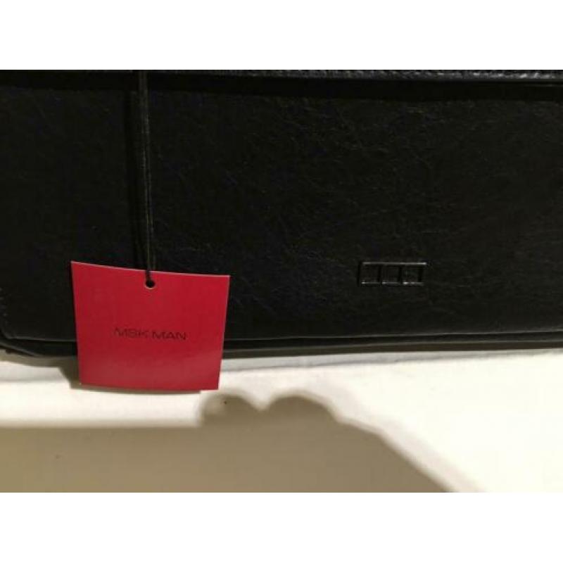 Zwarte tas voor laptop met draagriem van Misako Homme