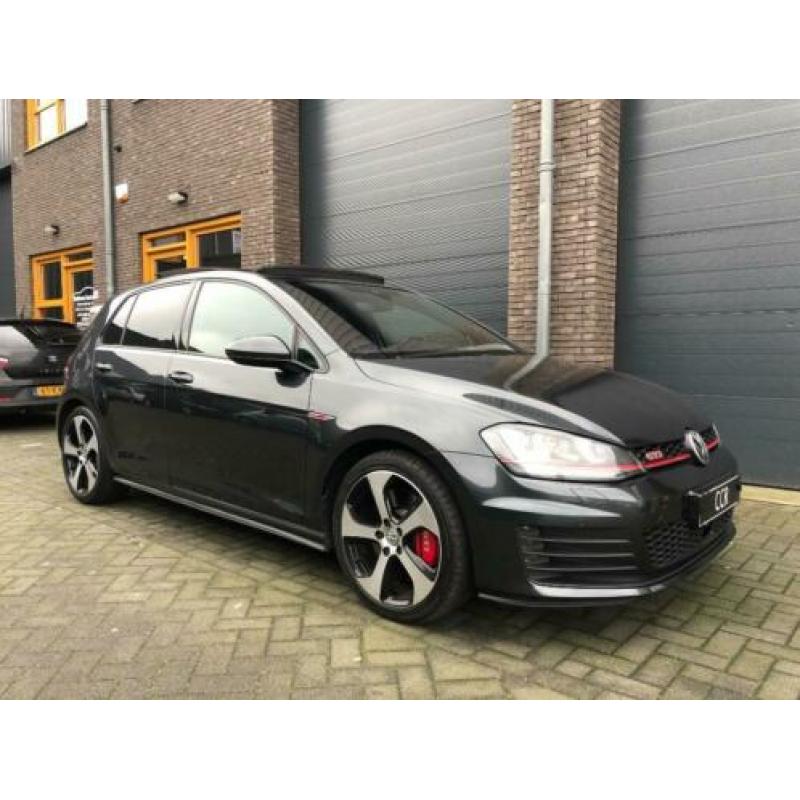 Volkswagen Golf 7 GTI PERFORMANCE 230PK DSG 2016 PANO LEER