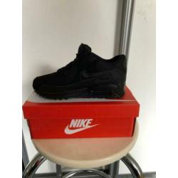 Nike sneaker maat 39 Nieuw! Zwart