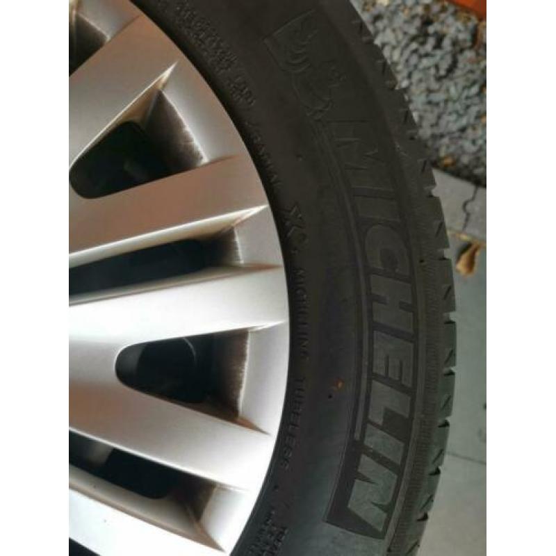 stalen velgen met banden zomerbanden VW Golf 195/65