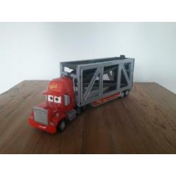 DISNEY CARS MACK truck vrachtwagen
