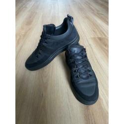 Mooie Nubikk sneakers zwart maat 41