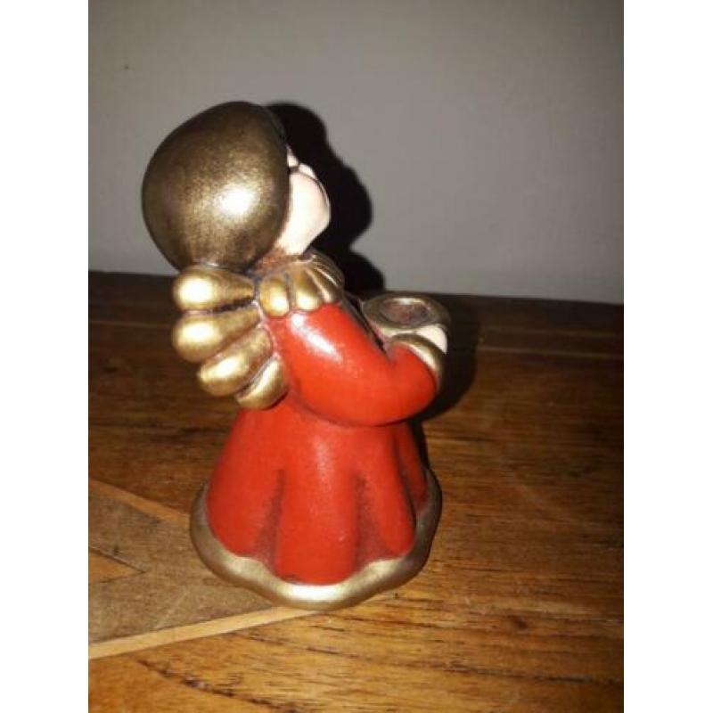 Bozner Thun engel rode jurk en gouden vleugels, 11 cm
