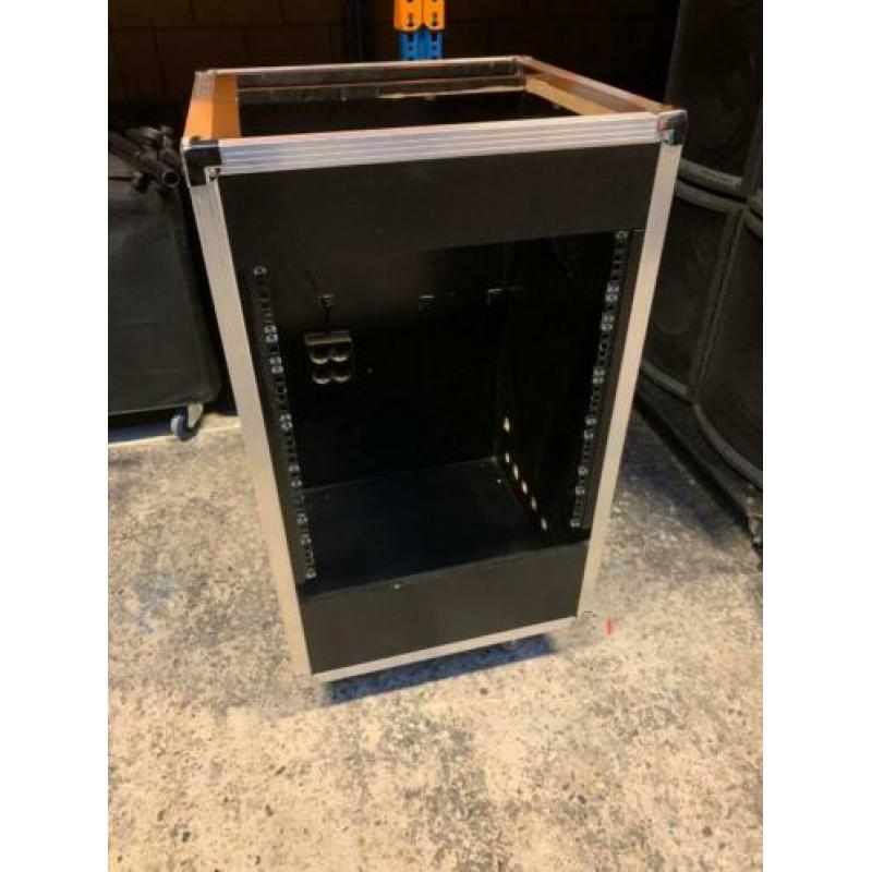 Rack flightcase te koop voor 12HE