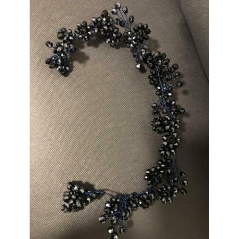 Diadeem . Nieuw